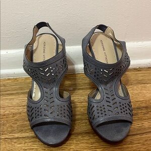 ADRIENNE VITTADINI Blue Open Toe Heels 👠